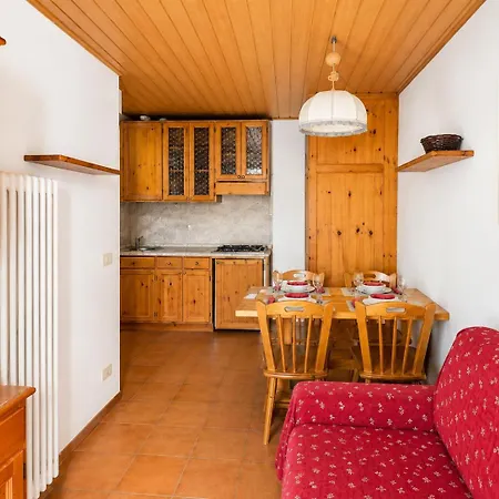 מלון דירות Residence-resort Borgo Al Sole 3*