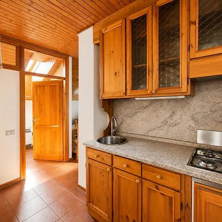 מלון דירות Residence-resort Borgo Al Sole 3*