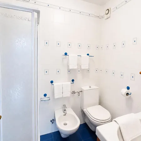 Residence-resort Borgo Al Sole מלון דירות ספאדה