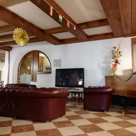 מלון דירות Residence-resort Borgo Al Sole ספאדה